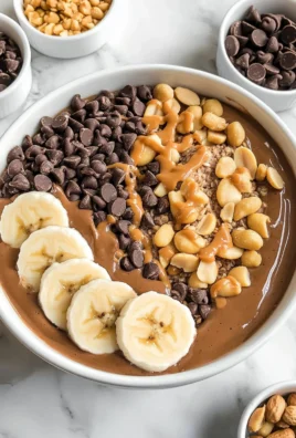 Chocolate Peanut Butter Smoothie Bowl