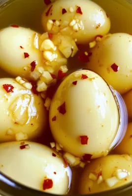 Hot & Spicy Garlic Pickled Eggs Recipe
