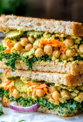 10 Minute Smashed Chickpea Salad Sandwich